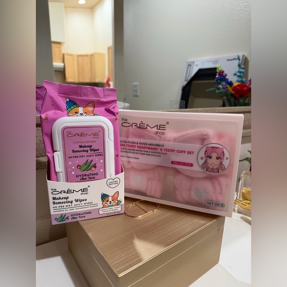 The Crème Shop Pink Makeup Removing Wipes & Teddy Cuff Set BUNDLE! - Picture 2 of 5